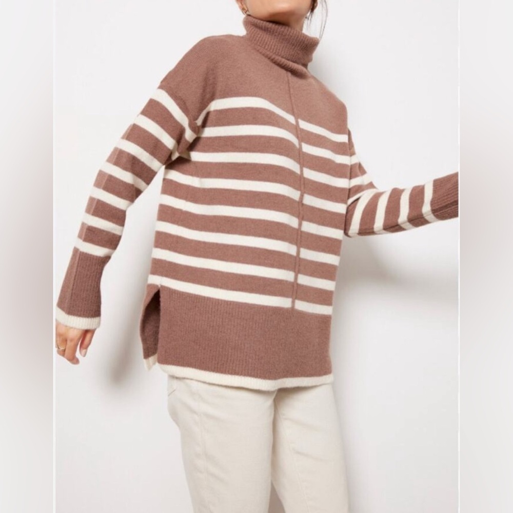 Striped Knit Pullover Sweater - Picture 3 of 4